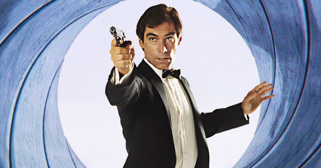 Timothy Dalton, James Bond